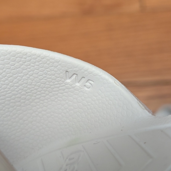 Native Flats In White - Picture 4 of 4